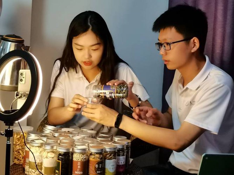 拼多多代运营:助力亳州商家迈向电商新高度